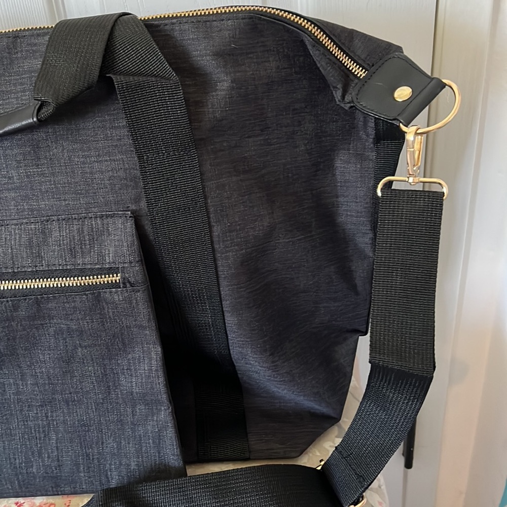 NWT JM Jessica Moore Dark Grey Weekend Tote Bag, Duffel Travel Work Gym School - Picture 4 of 8